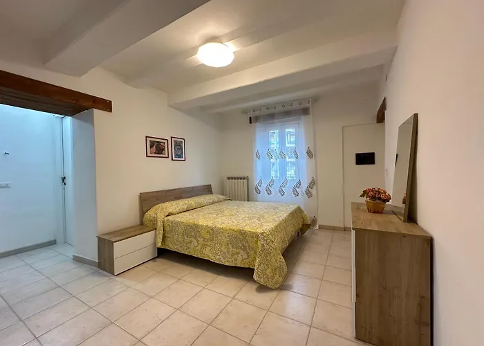 Armony Venus E Assisi شقة بيرودجا